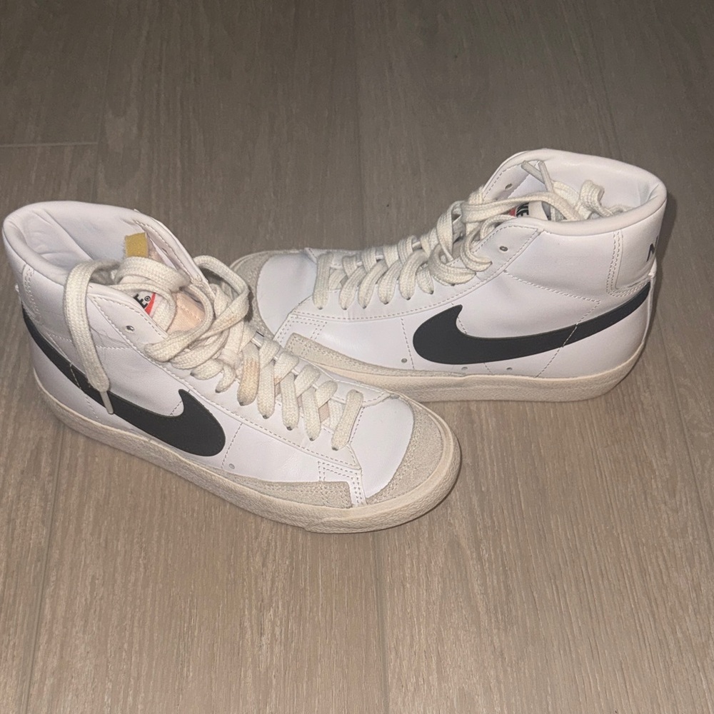 Nike White and Black Classic High-Tops